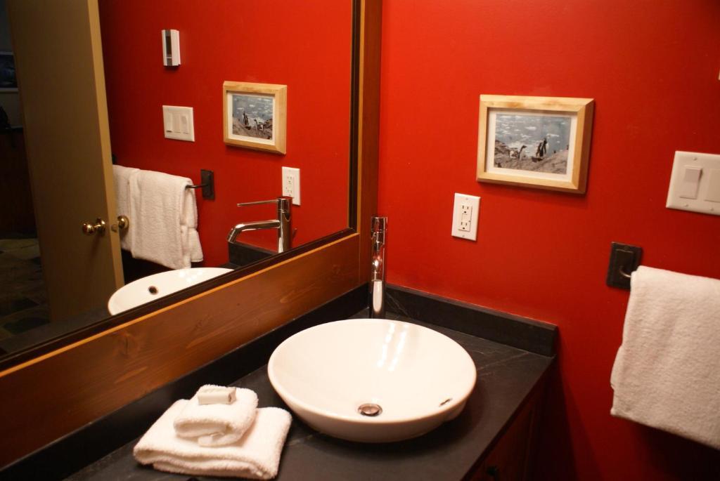 Whistler Superior Properties Room photo